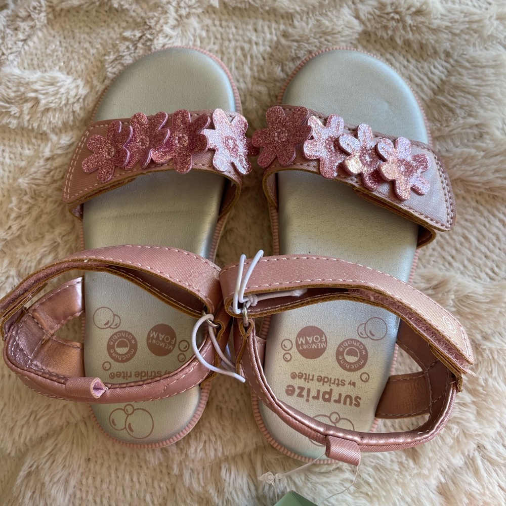 NWT surprize by stride rite size 9 toddler